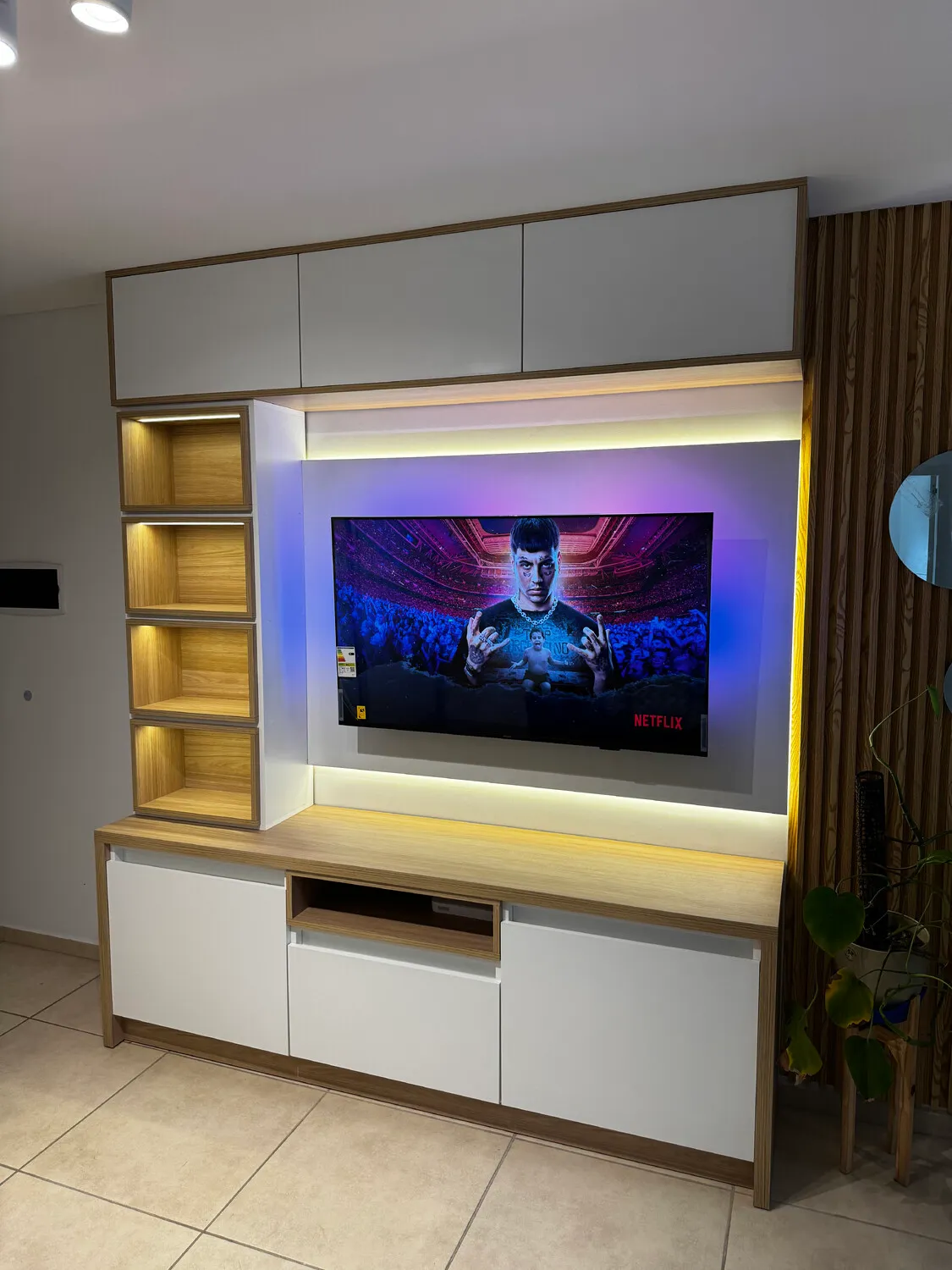 Rack para TV diseñado a medida